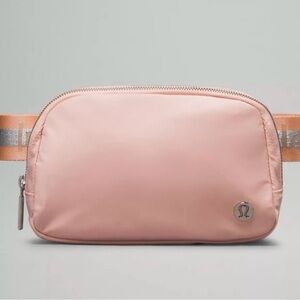 NWT Lululemon 1L Everywhere Belt Bag Wordmark